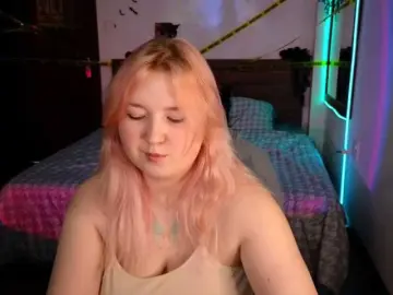 Bongacams Free Live Porn of plushydevil