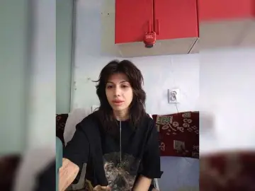 Bongacams Watch Live Sex Cams of Tinablackkk