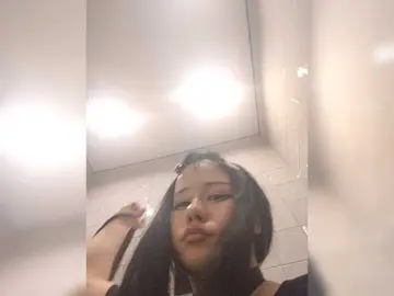 Bongacams Free Live Porn of Tinablackkk