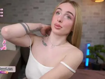 Bongacams Free Live Porn of babyyyluna