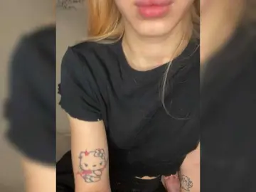 Bongacams Best live sex cam show of LinaTwins