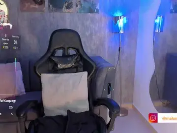 Bongacams Watch Live Sex Cams of MelanieHudson