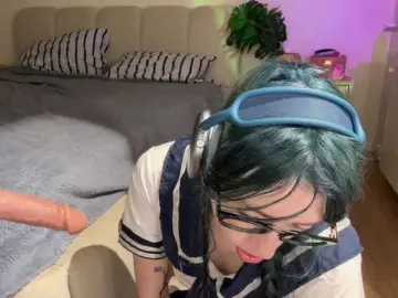 Bongacams Best live sex cam show of KellyyBeryy
