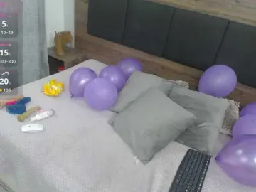 Bongacams Sex Cam of miss-charlott-18