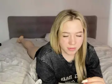 Bongacams Best live sex cam show of AlyraSun