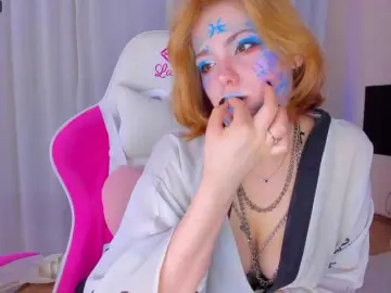 Bongacams Nude Webcam of DellaRowwe