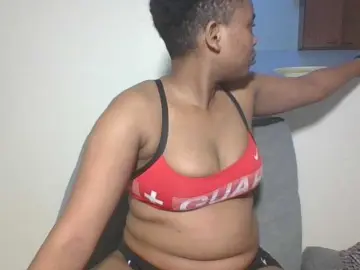 Bongacams Nude Webcam of Brownywizzy