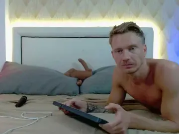Bongacams Private Sex Chat of JessSteve