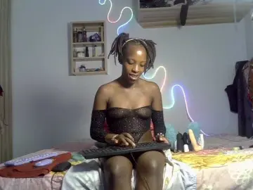 Bongacams Sex Cam of Petite-Eriee