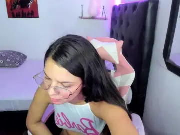 Bongacams Best Webcam of room-kitty