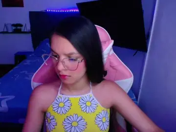 Bongacams Sex Cam of room-kitty