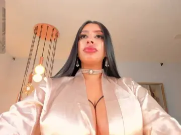 Bongacams Watch Live Sex Cams of LeahLombardi