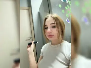 Bongacams Free Porn Cam of KiraCouple