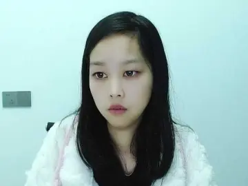 Bongacams Watch Live Sex Cams of Selinababy99