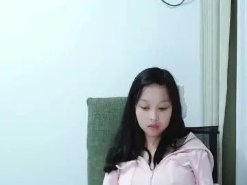 Bongacams Free Live Porn of Selinababy99