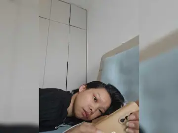 Bongacams Watch Live Sex Cams of Selinababy99