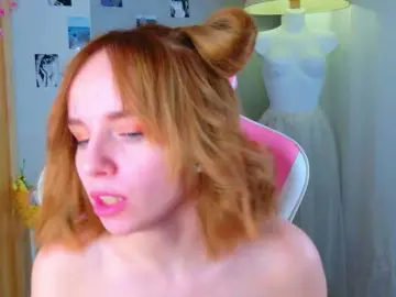 Bongacams Adult Webcam of b4by-lol1