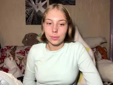 Bongacams Nude Webcam of SuzetteBlair