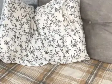 Bongacams Watch Live Sex Cams of DeberaWarsham