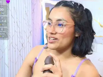 Bongacams Free Porn Cam of PEACHY-TAY