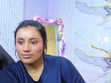 Bongacams Nude Webcam of PEACHY-TAY