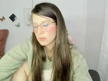 Bongacams Watch Live Sex Cams of ZooeyBelair