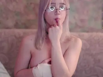 Bongacams Best live sex cam show of Yunakiss