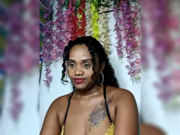 Bongacams Adult Webcams of Julianna-1