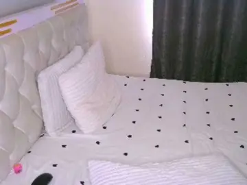 Bongacams Watch Live Sex Cams of Cece-16