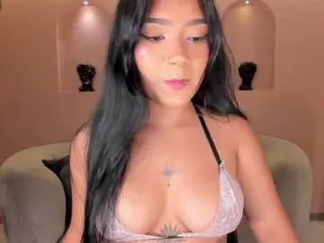 Bongacams Live Sex Cam of EmyLourens