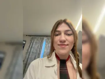 Bongacams Watch Live Sex Cams of Alinagilberd03