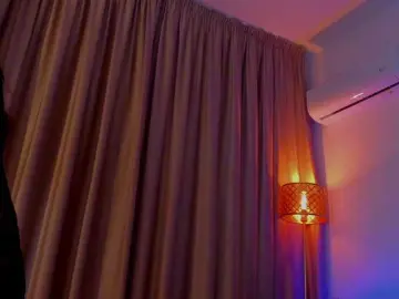 Bongacams Watch Live Sex Cams of AlessandraCrystal