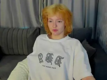 Bongacams Adult Video Chat of LunaaBee