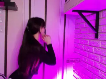 Bongacams Free Porn Cam of LunaMeow