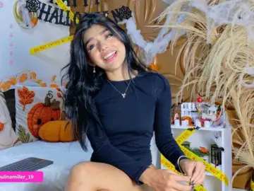 Bongacams Live Sex Cam of Paulinamiller