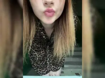 Bongacams Watch Live Sex Cams of perrytiffany