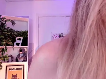 Bongacams Nude Webcam of Synrix