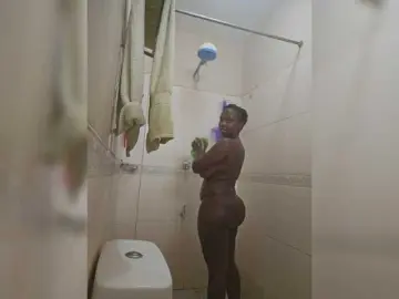 Bongacams Free Porn Cam of Peachydoll