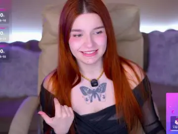 Bongacams Live Sex of RedShinee