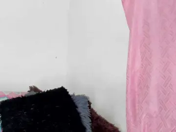Bongacams Adult Webcam of BarbieHotLaura