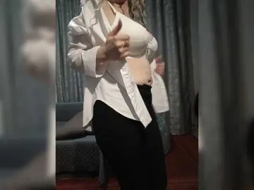 Bongacams Live Sex Cam of MonaLyss