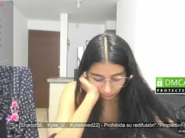 Bongacams Free Porn Cam of kylieloved22