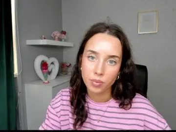 Bongacams Adult Webcam of adeleLive