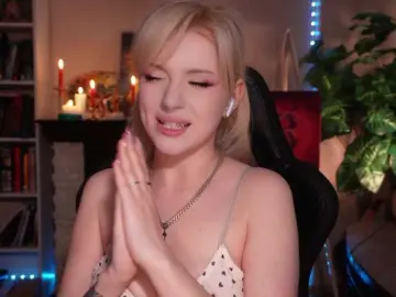 Bongacams Watch Live Sex Cams of ChristieWade