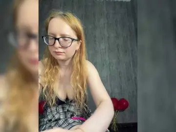 Bongacams Live Sex Cam of Emma4coy