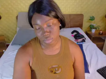 Bongacams Sex Cam of curvynaomhy