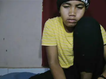 Bongacams Watch Live Sex Cams of Keziah34