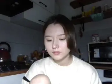 Bongacams Free Porn Cam of GlennisSarvis