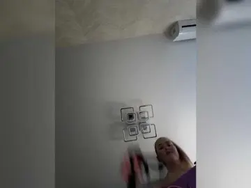 Bongacams Live Porn of KateMid