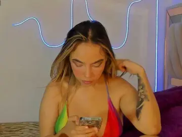 Bongacams Free Live Porn of evelin-33